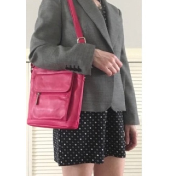 Giani Bernini Raspberry purse - Picture 2 of 6